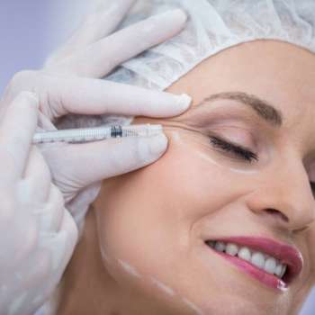 woman receiving botox treatment